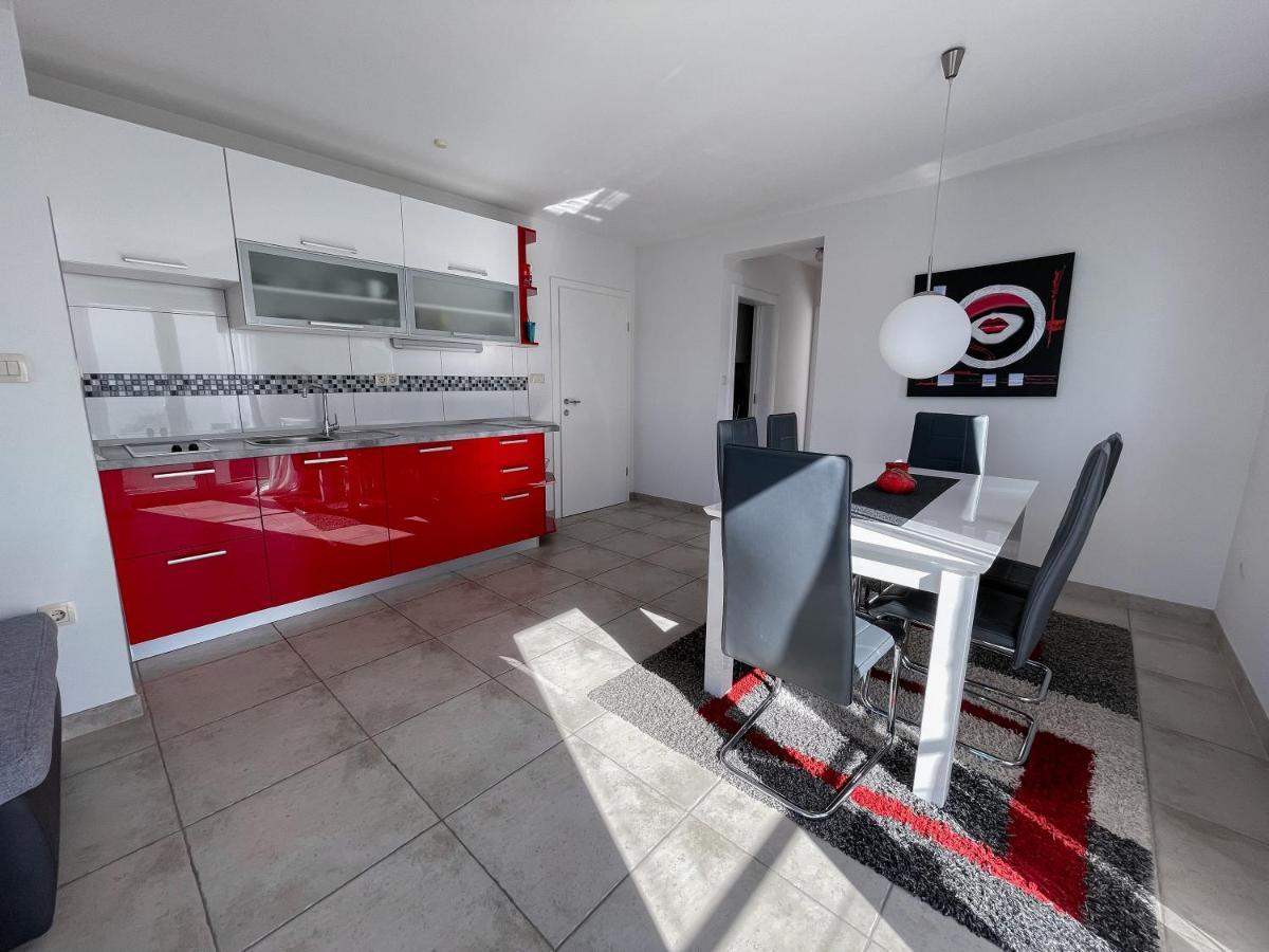 Ferienwohnung Ferienhaus Ivanka Trogir Exterior foto