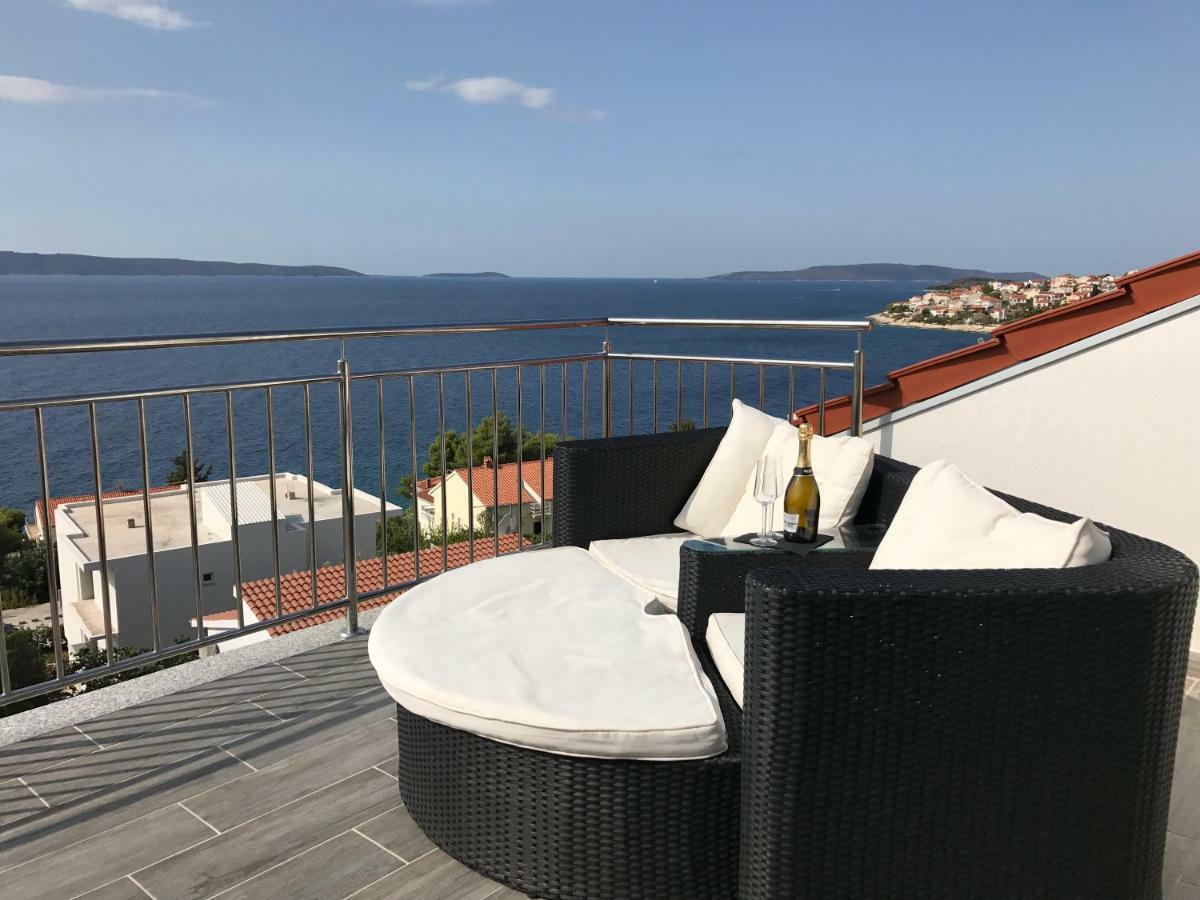 Ferienwohnung Ferienhaus Ivanka Trogir Exterior foto
