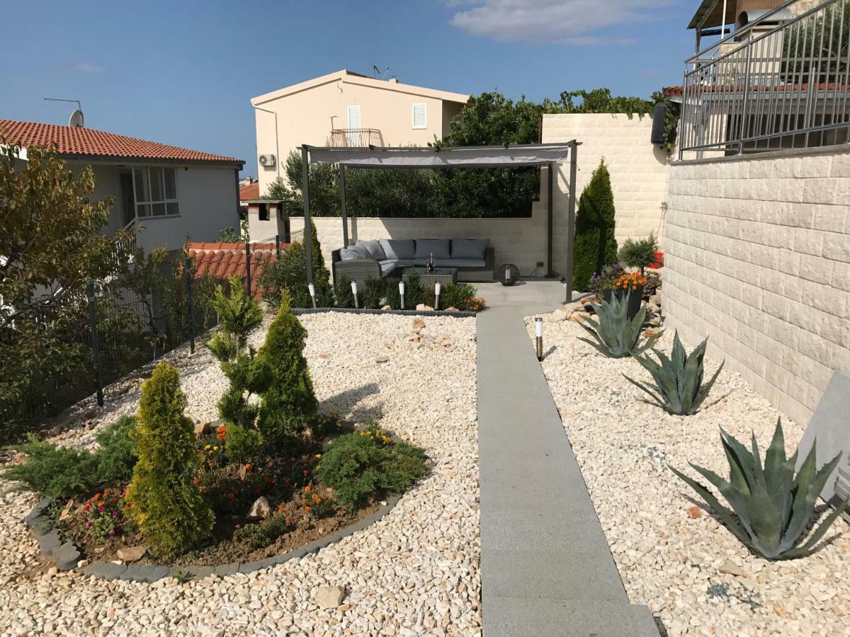 Ferienwohnung Ferienhaus Ivanka Trogir Exterior foto